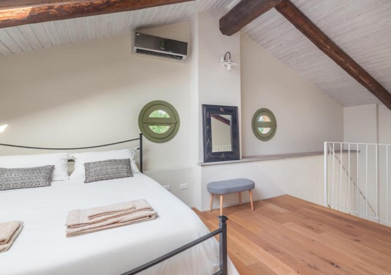Charming Loft Golf Club Barolo Apartment Novello Exterior foto